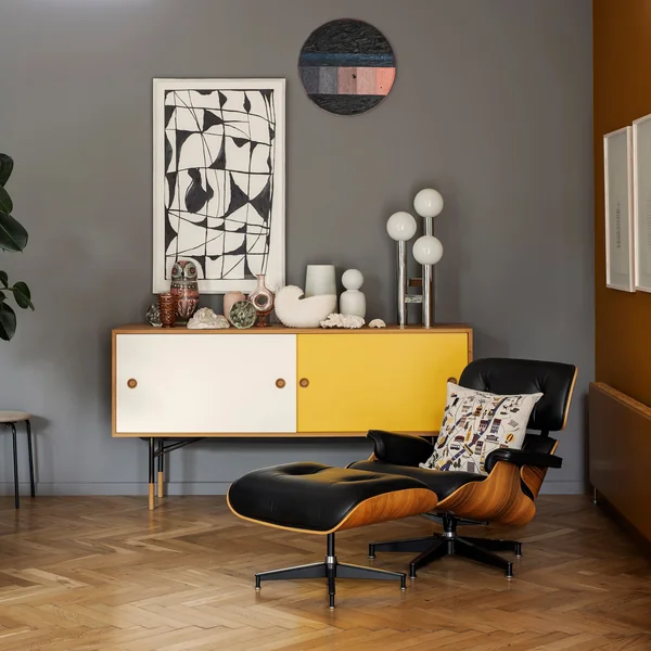 Vitra - Lounge Chair & Ottoman