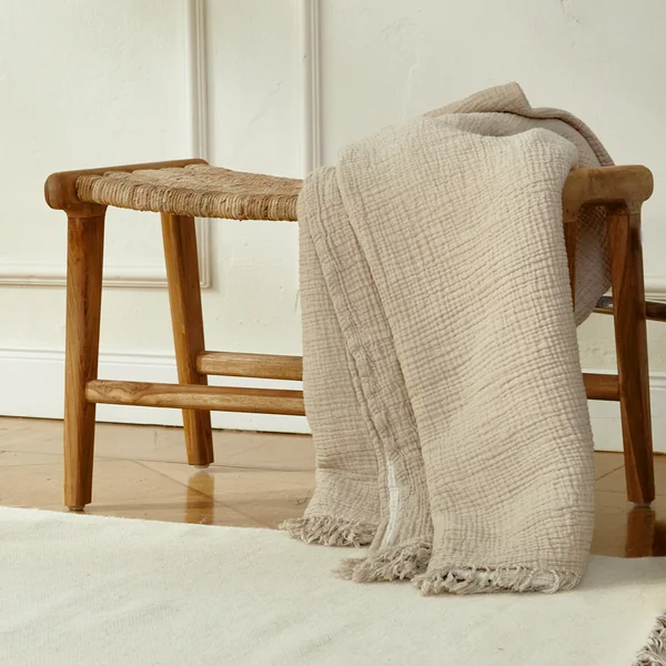 Cocoon Tages- und Decke von Collection