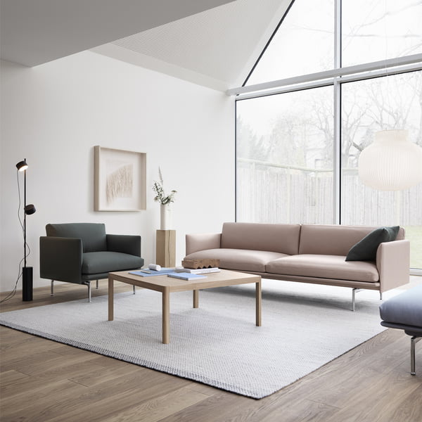 Outline Studio Sessel und Sofa von Muuto