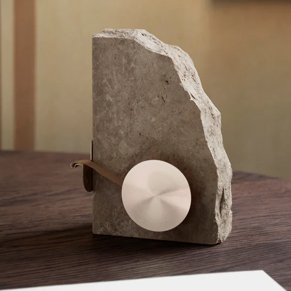 Klint Tape Dispenser von Ferm Living in der Ausführung beige