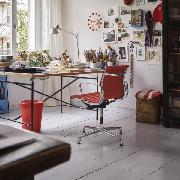 Bürostuhl in rot aus Aluminium von Vitra