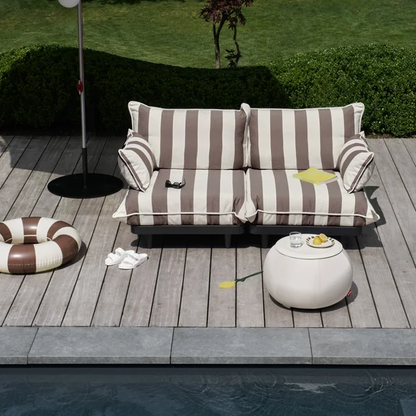 Fatboy - Paletti Outdoor Lounge Sofa, weiß / kakao gestreift
